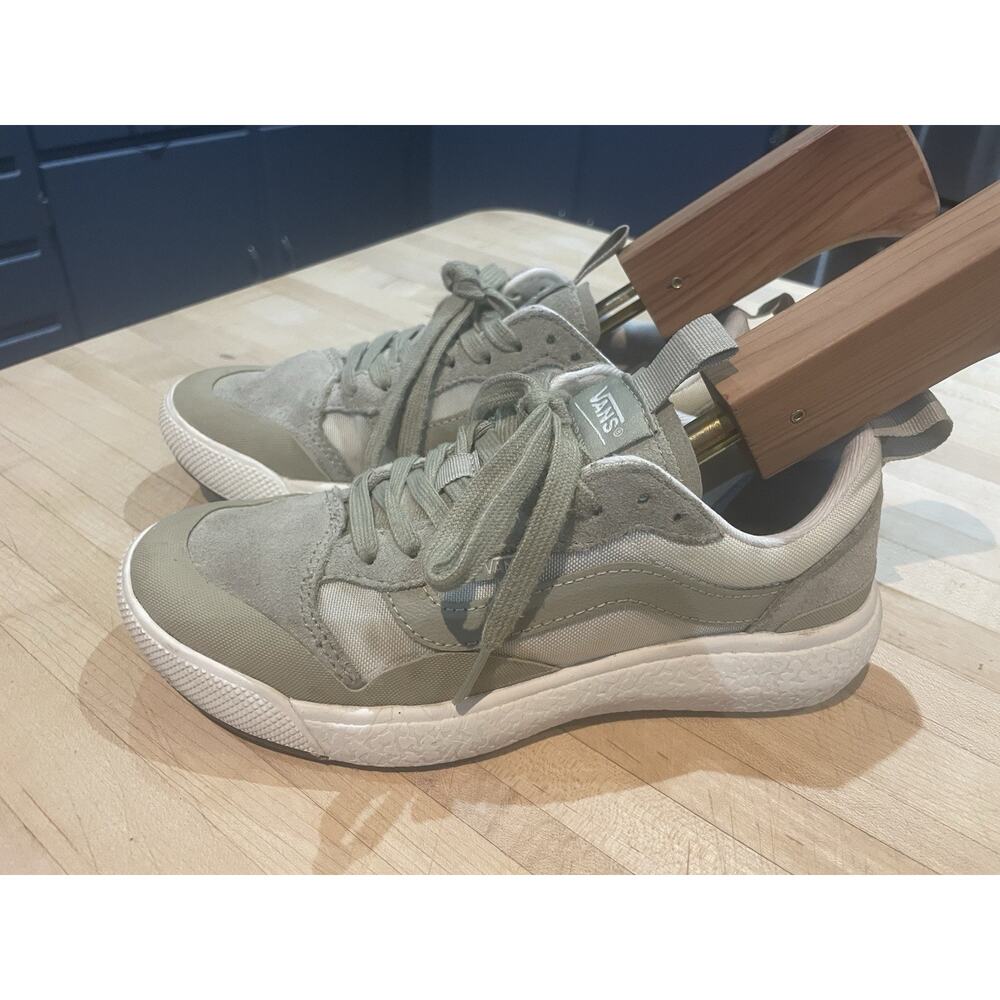 Vans UltraRange Shoes Mens Size 3.5 Women’s 5 Comfort Athletic Lace Up Sneakers